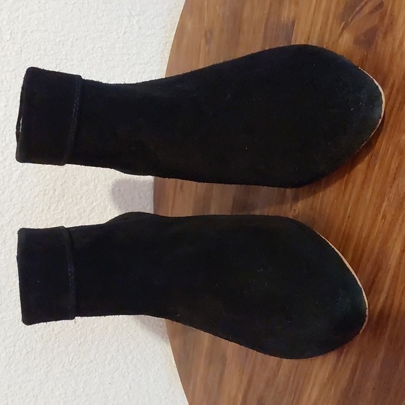 Lucky Brand Zaprika Black Suede Slip on HEEL Booties Neutral Boots Trendy Sz.7.5 - Picture 7 of 14